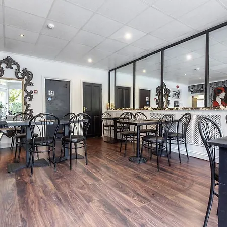 فندق مبيت وإفطار View 3*